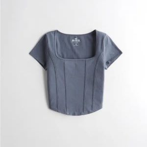 Hollister Seamed Curved Hem Tshirt